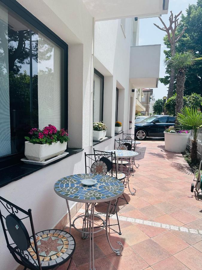 Hotel Adria Nuova ريميني المظهر الخارجي الصورة